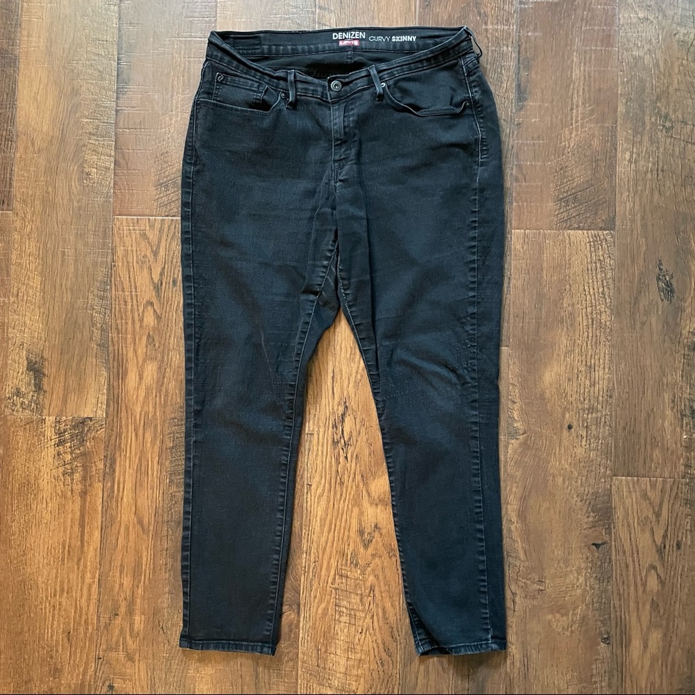 DENIZEN LEVI’S Curvy Skinny, plus size 14M black jeans
